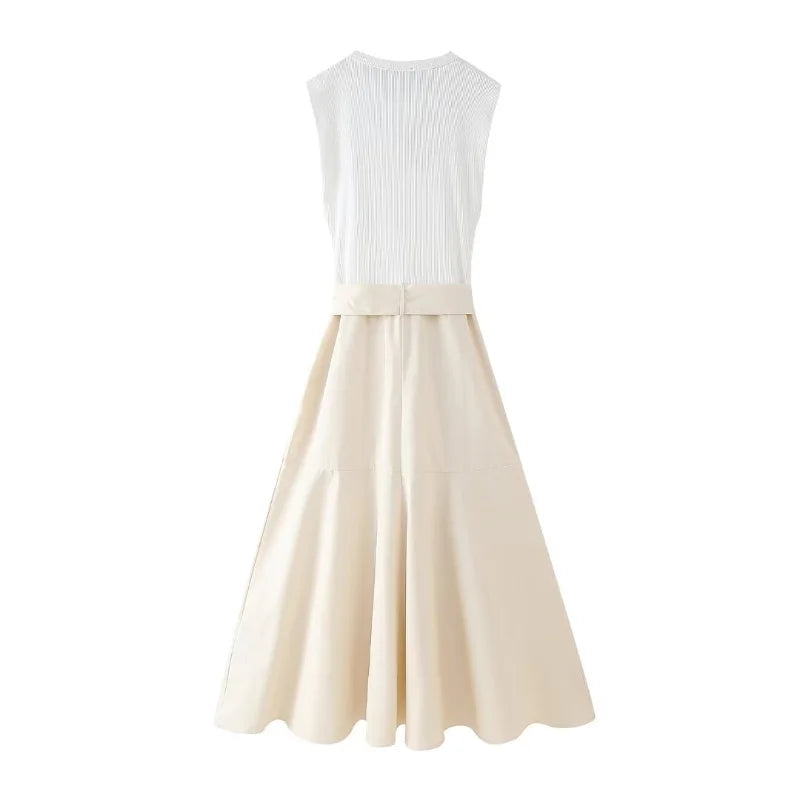 Robe blanche Agathe en coton tricoté, élégante et confortable, parfaite pour les fêtes 2.