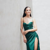 robe,  robe blanche, robe de soirée,  robe longue femme,  robe femme,  robe demoiselle d'honneur,  robe de soiree,  robe invitée mariage,  robe mariage invitée,  robe mariage invitee,  robes,  robe ceremonie femme,  robes femme,  robes soir,  robes noir,  robe noir,  robe maria,  robes chic,  robe chic,  robes soiree, robe de chambre femme, robe pull femme, robe soirée, robe de cocktail