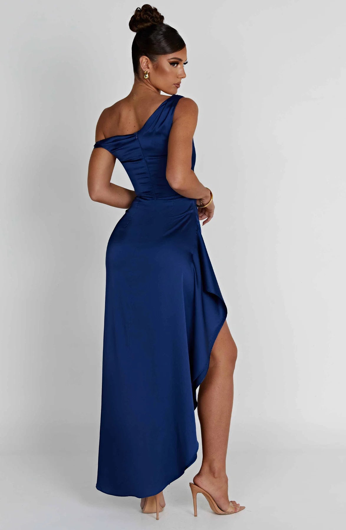 robe,  robe de soirée,  robe longue femme,  robe femme,  robe demoiselle d'honneur,  robe de soiree,  robe invitée mariage,  robe mariage invitée,  robe mariage invitee,  robes,  robe ceremonie femme,  robes femme,  robes soir,  robes noir,  robe noir,  robe maria,  robes chic,  robe chic,  robes soiree, robe de chambre femme, robe pull femme, robe soirée, robe de cocktail